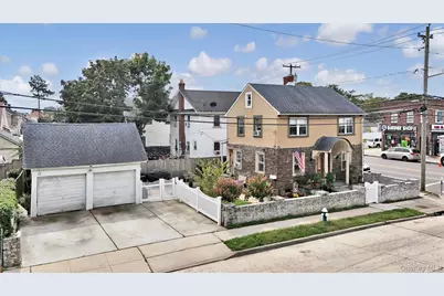 196 S Franklin Street, Hempstead, NY 11550 - Photo 3