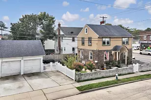 196 S Franklin St, Hempstead, NY 11550 - Photo 3