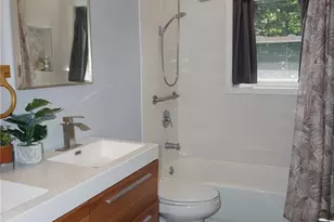 15 Greenridge Way, Spring Valley, NY 10977 - Photo 5