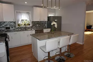 15 Greenridge Way, Spring Valley, NY 10977 - Photo 7