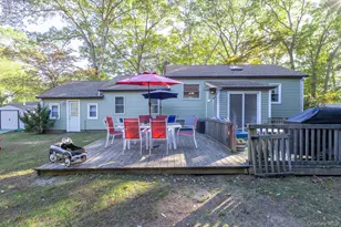 265 Prince Rd, Rocky Point, NY 11778 - Photo 17