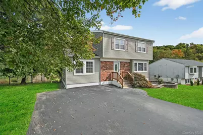 34 Capital Drive, Washingtonville, NY 10992 - Photo 7