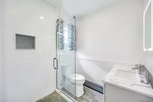 375 Ocean Ave, Islip, NY 11751 - Photo 27