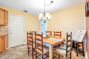 375 Ocean Ave, Islip, NY 11751 - Photo 9