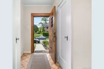 311 Hayward Avenue, Fleetwood, NY 10552 - Photo 3