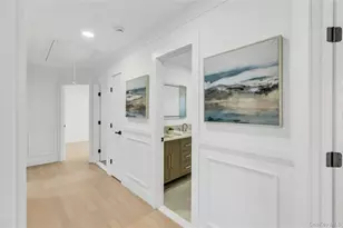 10 Beth Ln, Plainview, NY 11803 - Photo 21