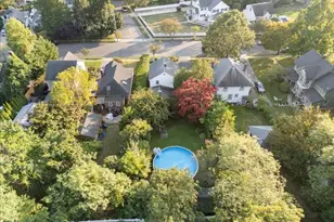 91 Ireland Pl, Amityville, NY 11701 - Photo 37