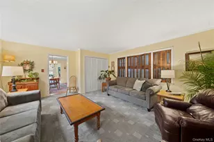 91 Ireland Pl, Amityville, NY 11701 - Photo 15