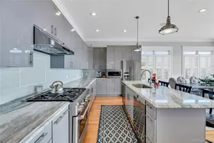 3692 Ocean Ave, Seaford, NY 11783 - Photo 13