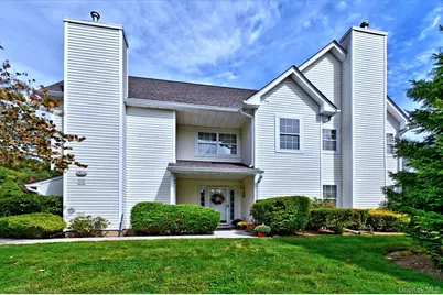 315 Erik Drive, Setauket, NY 11733 - Photo 3