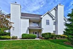 315 Erik Dr, Setauket, NY 11733 - Photo 3