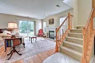 315 Erik Dr, Setauket, NY 11733 - Photo 9