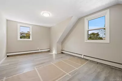 40 Duke Street, Deer Park, NY 11729 - Photo 7