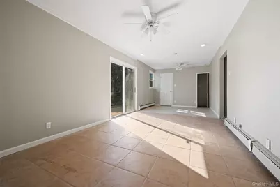 40 Duke Street, Deer Park, NY 11729 - Photo 15