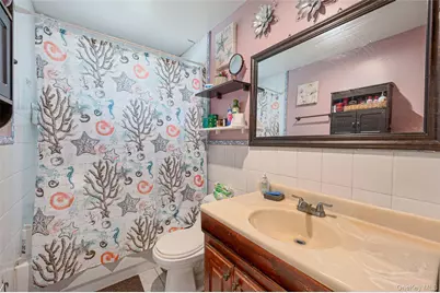 46 W Willow Street, Brentwood, NY 11717 - Photo 15