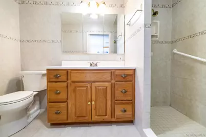 56 Adair Court, Malverne, NY 11565 - Photo 19