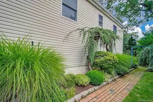 56 Adair Ct, Malverne, NY 11565 - Photo 29