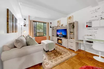 1651 Metropolitan Avenue #3E, Bronx, NY 10462 - Photo 5