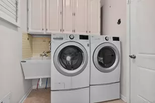 21 W Tilden Pl, Hopewell Junction, NY 12533 - Photo 17