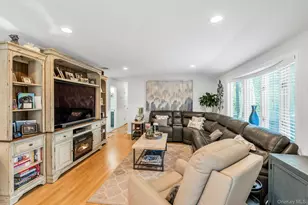 17 Wren Dr, Hauppauge, NY 11788 - Photo 11