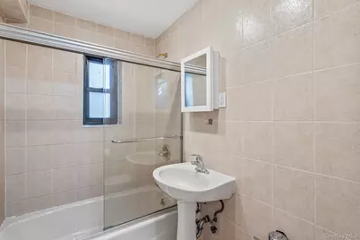 102-55 67th Road #2V, Forest Hills, NY 11375 - Photo 11