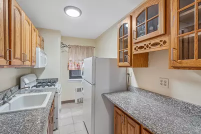 102-55 67th Road #2V, Forest Hills, NY 11375 - Photo 7