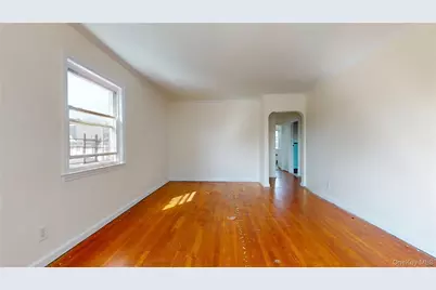 124-01 Hillside Avenue, Kew Gardens, NY 11415 - Photo 17