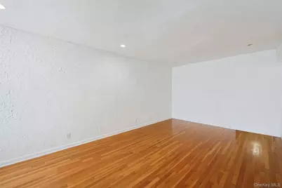 3231 71 Street, East Elmhurst, NY 11370 - Photo 13
