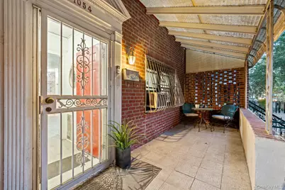 1054 Evergreen Avenue, Bronx, NY 10472 - Photo 25