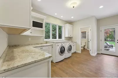 39 Oxford Drive, Montebello, NY 10901 - Photo 13