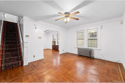 4326 Boyd Avenue, Bronx, NY 10466 - Photo 9