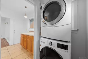 4326 Boyd Ave, Bronx, NY 10466 - Photo 5