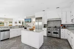 26 Sunset Ave, East Quogue, NY 11942 - Photo 15