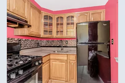 1035 Bryant Avenue, Bronx, NY 10459 - Photo 11