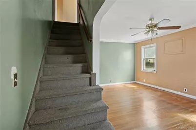 335 Locust Avenue, Uniondale, NY 11553 - Photo 7