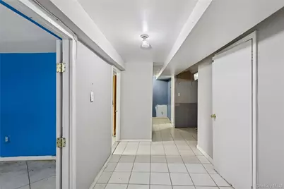 335 Locust Avenue, Uniondale, NY 11553 - Photo 21