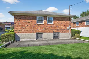 28-01 206th St, Bayside, NY 11360 - Photo 25