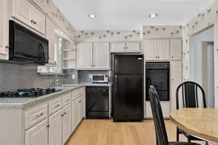 28-01 206th St, Bayside, NY 11360 - Photo 5