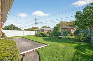 28-01 206th St, Bayside, NY 11360 - Photo 27