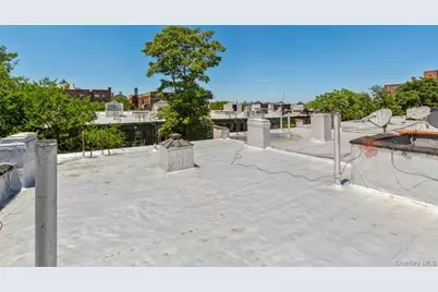 41-32 53rd Street, Flushing, NY 11377 - Photo 23