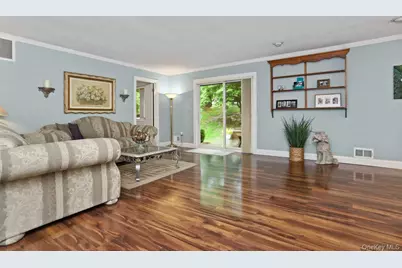 141 Flintlock Way #B, Yorktown Heights, NY 10598 - Photo 5