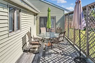 481 Peconic Bay Blvd, Aquebogue, NY 11931 - Photo 13