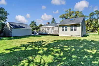 481 Peconic Bay Boulevard, Aquebogue, NY 11931 - Photo 9