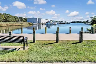 481 Peconic Bay Blvd, Aquebogue, NY 11931 - Photo 33