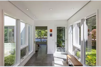 19 Woodland Way, Quogue, NY 11959 - Photo 5