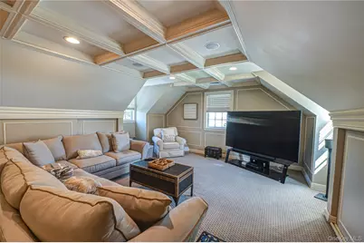 2 True Harbour Way, West Islip, NY 11795 - Photo 37