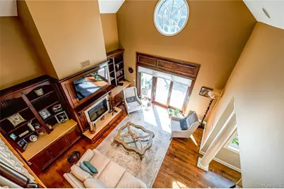 2 True Harbour Way, West Islip, NY 11795 - Photo 21