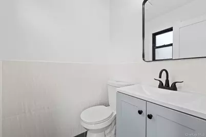 671 Saratoga Avenue, Brooklyn, NY 11212 - Photo 5