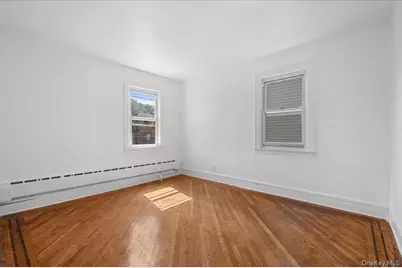 14744 84th Drive, Briarwood, NY 11435 - Photo 19