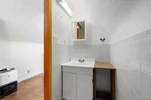 147-44 84th Dr, Briarwood, NY 11435 - Photo 29